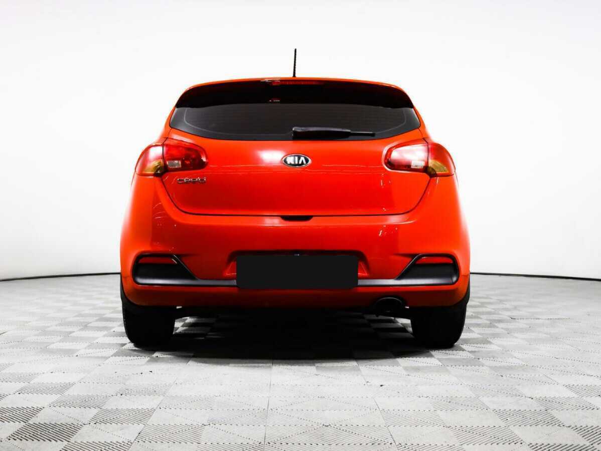Kia Ceed 2015 года с пробегом. Фото: #4