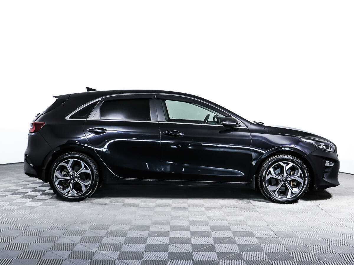 Kia Ceed 2018 года с пробегом. Фото: #2