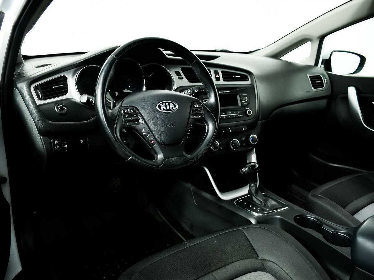 Kia Ceed 2013 года с пробегом. Фото: #12