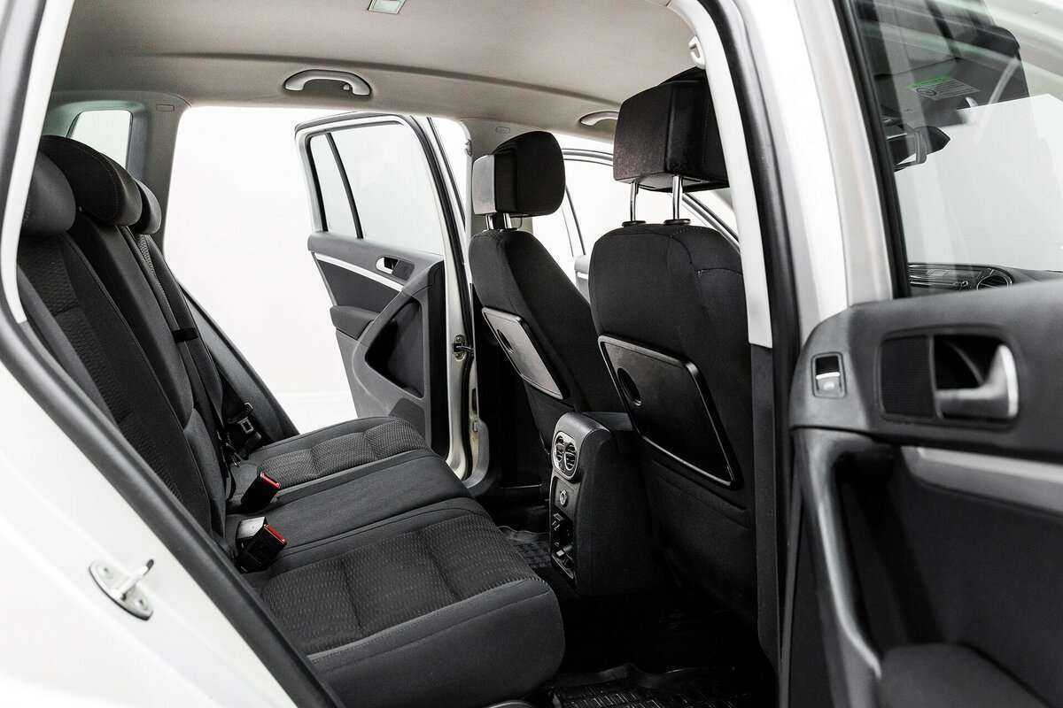 Volkswagen Tiguan 2012 года с пробегом. Фото: #12