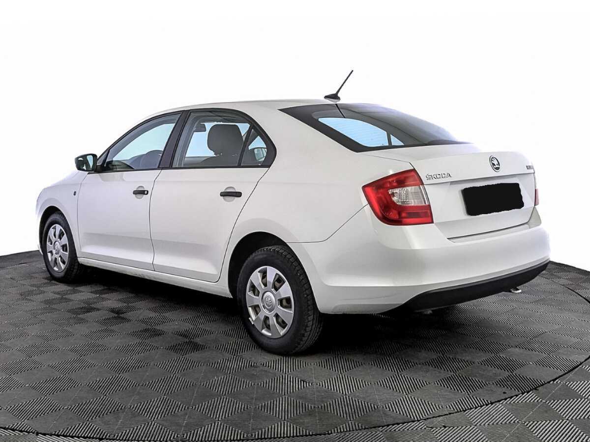 Skoda Rapid 2017 года с пробегом. Фото: #6