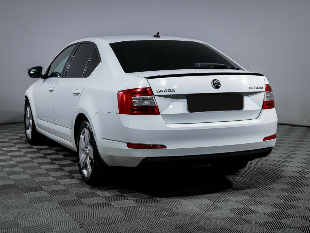 Skoda Octavia 2015 года с пробегом. Фото: #5
