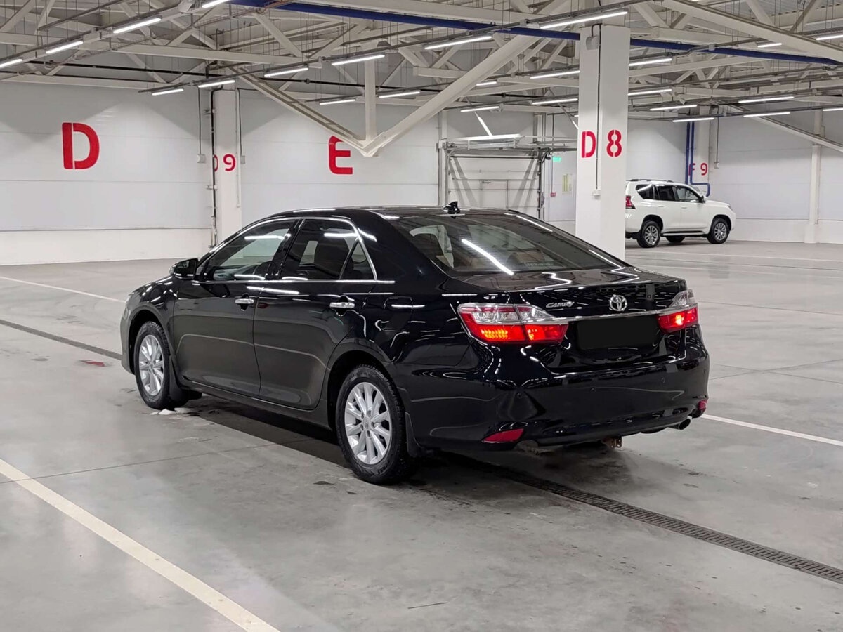 Toyota Camry 2018 года с пробегом. Фото: #6