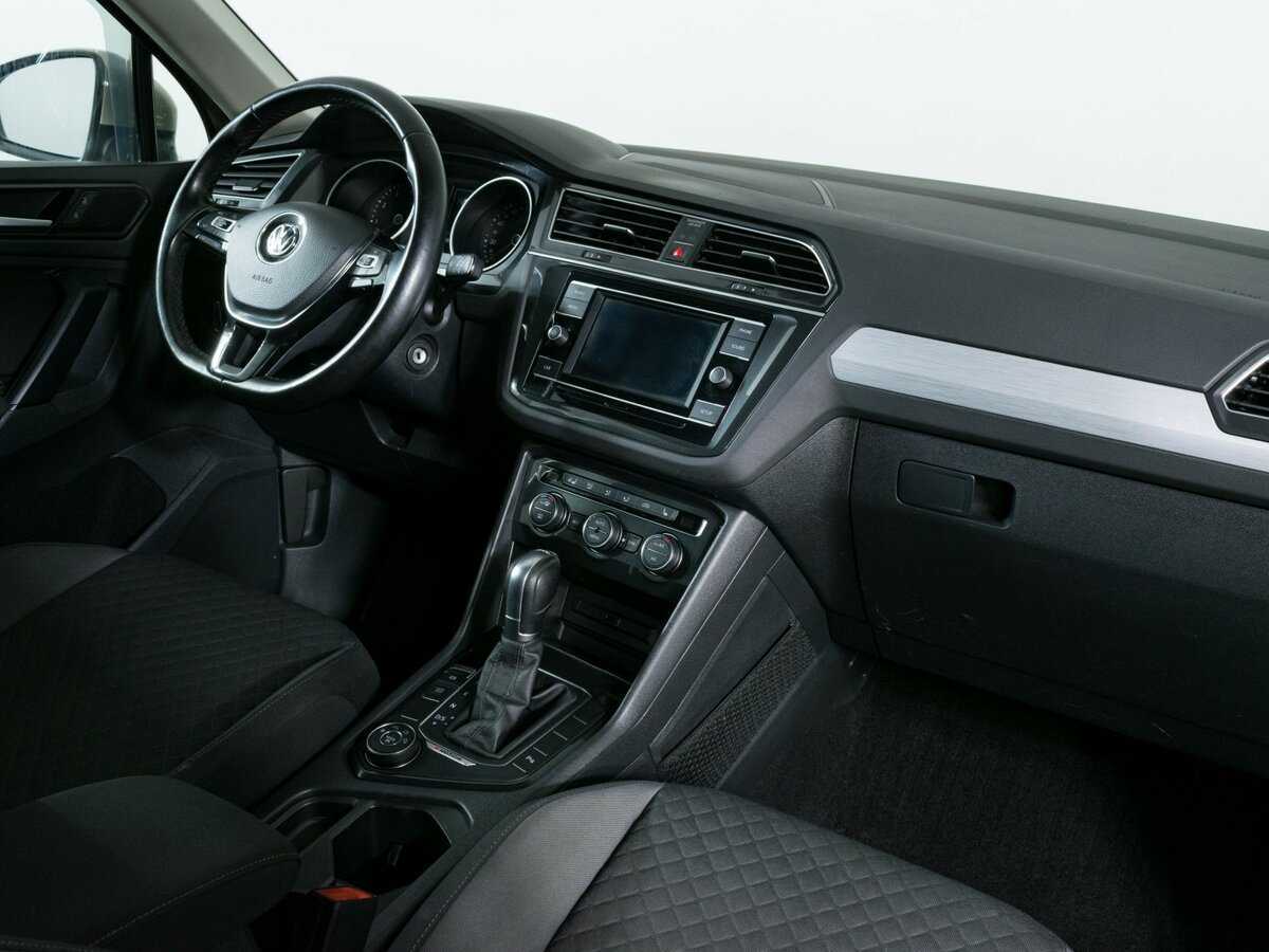 Volkswagen Tiguan 2018 года с пробегом. Фото: #7