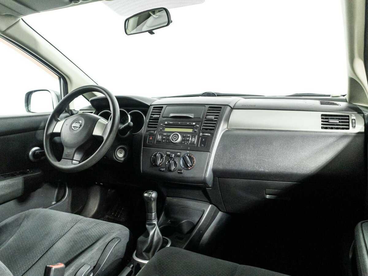 Nissan Tiida 2013 года с пробегом. Фото: #8