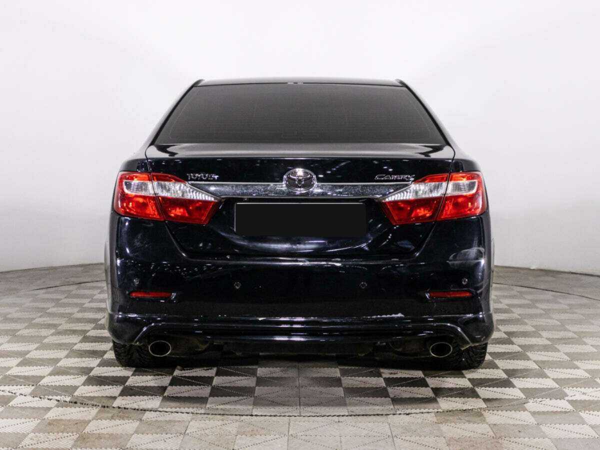 Toyota Camry 2012 года с пробегом. Фото: #5