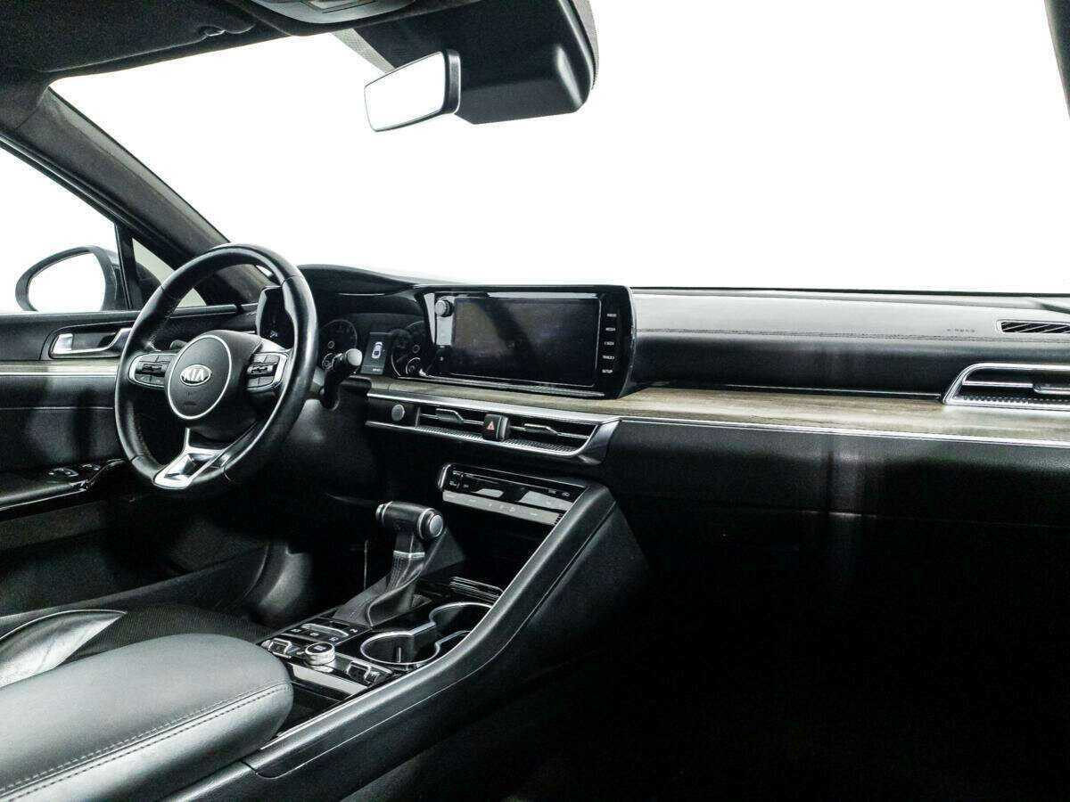 Kia K5 2021 года с пробегом. Фото: #7