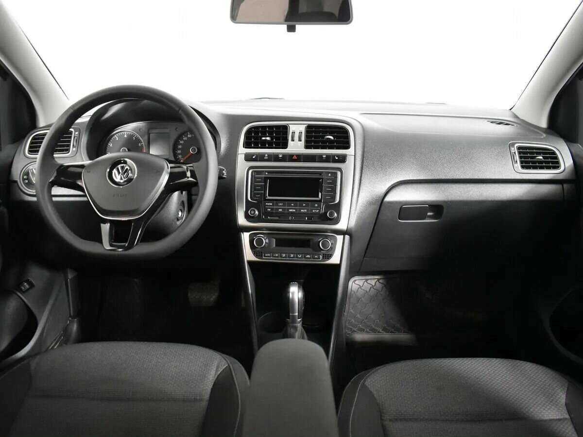 Volkswagen Polo 2017 года с пробегом. Фото: #9