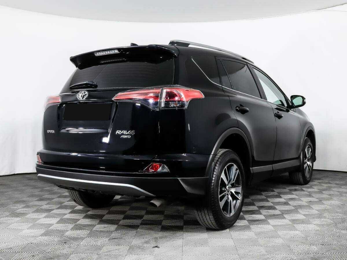 Toyota RAV4 2016 года с пробегом. Фото: #3