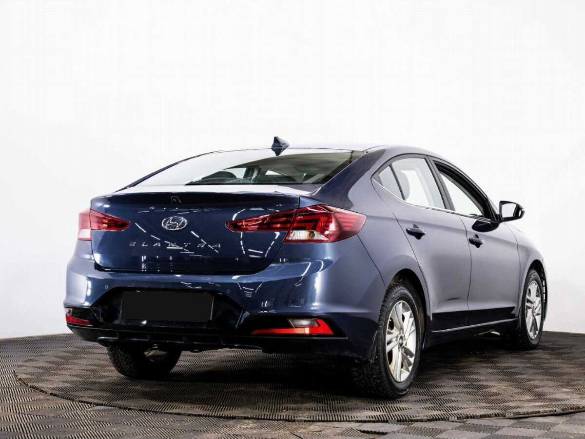 Hyundai Elantra 2020 года с пробегом. Фото: #5