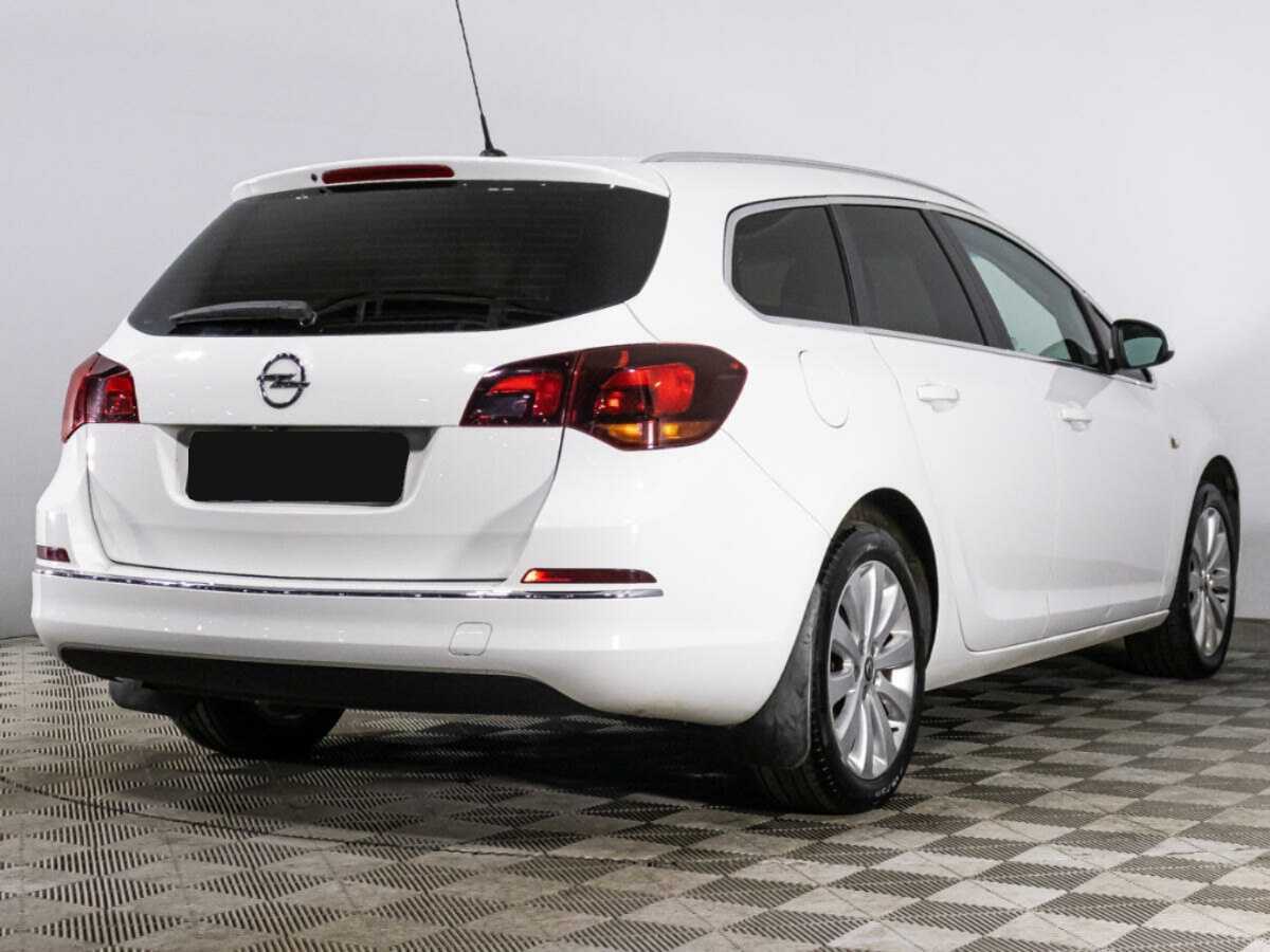 Opel Astra 2015 года с пробегом. Фото: #4