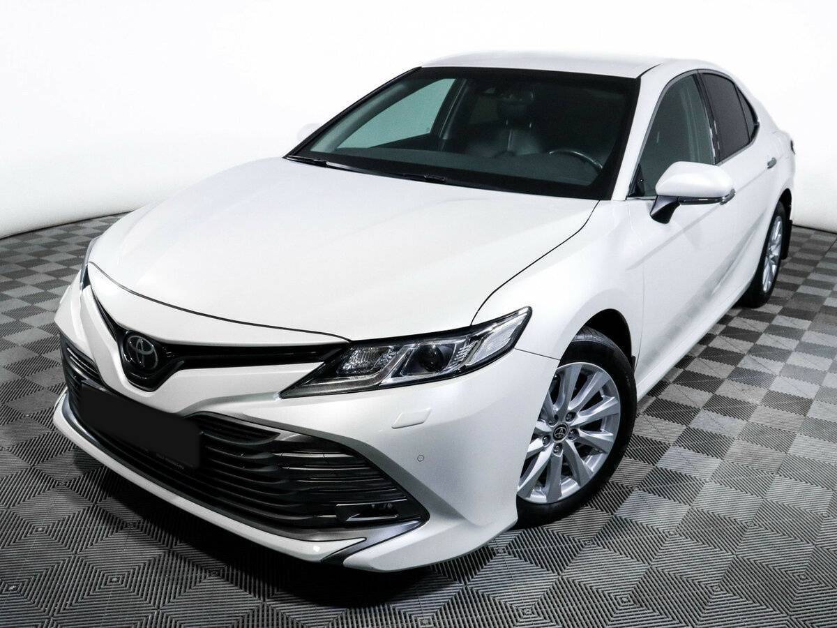 Toyota Camry 2021 года с пробегом. Фото: #16