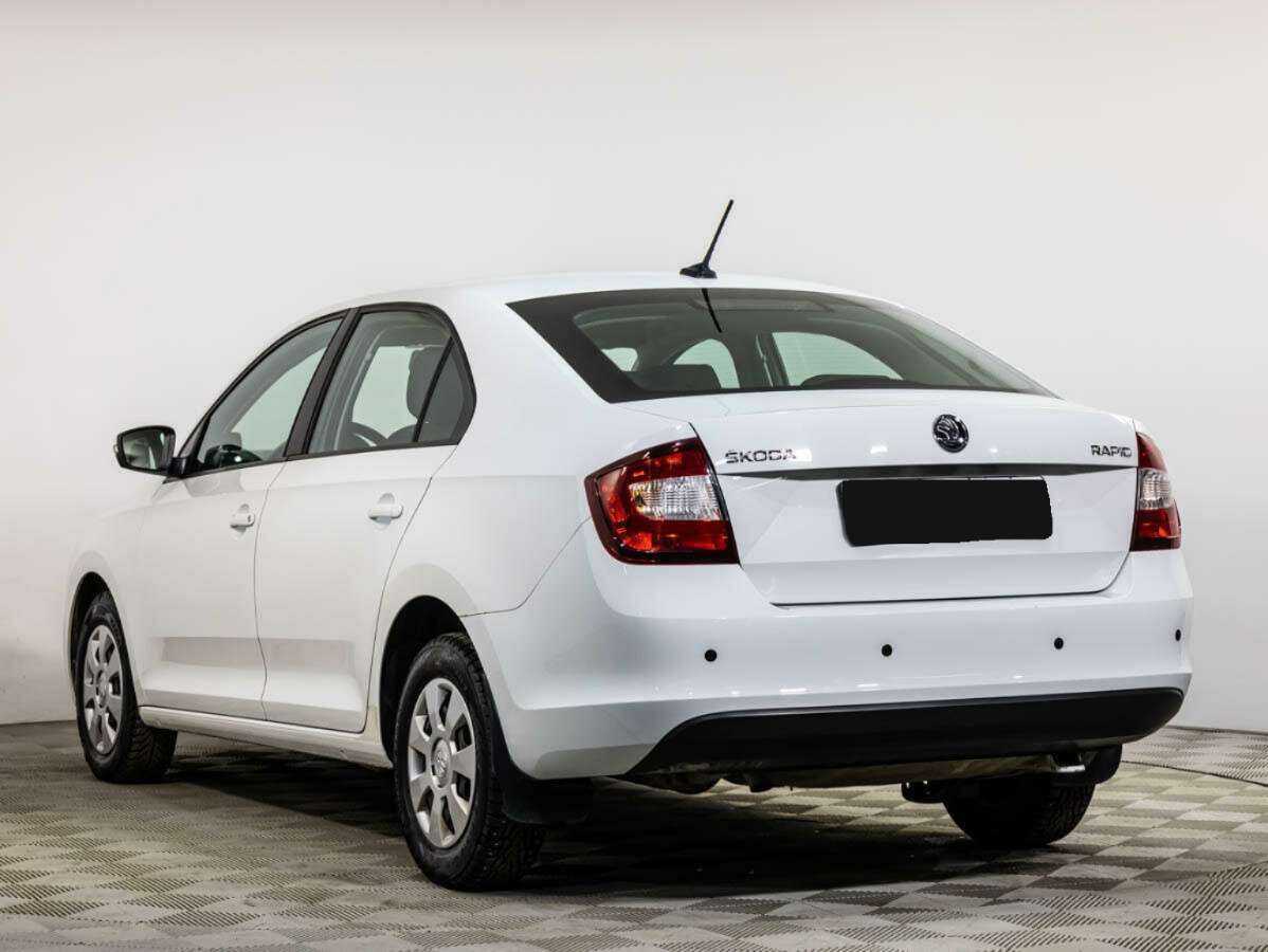 Skoda Rapid 2017 года с пробегом. Фото: #5