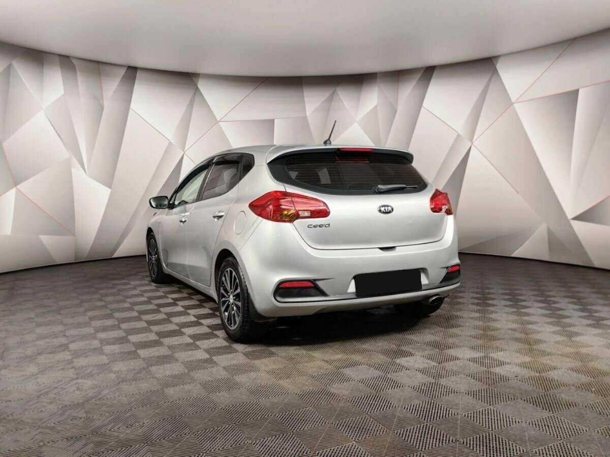 Kia Ceed 2013 года с пробегом. Фото: #3