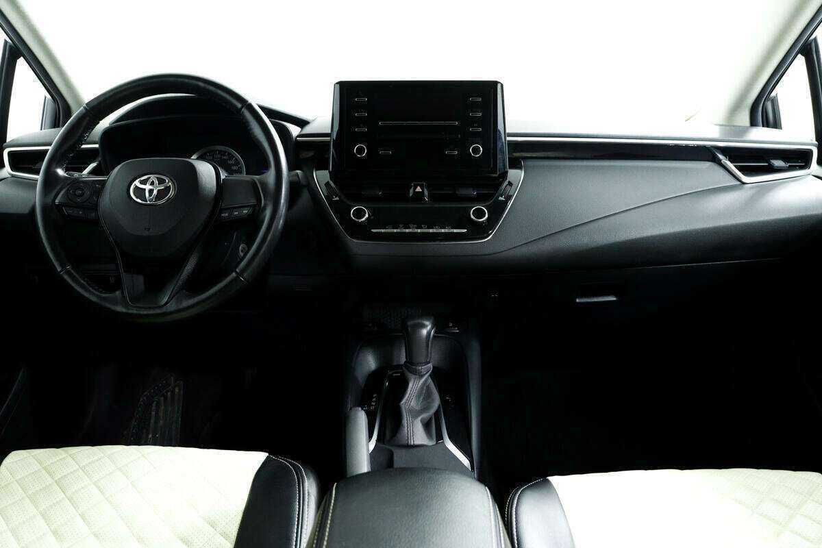 Toyota Corolla 2021 года с пробегом. Фото: #10