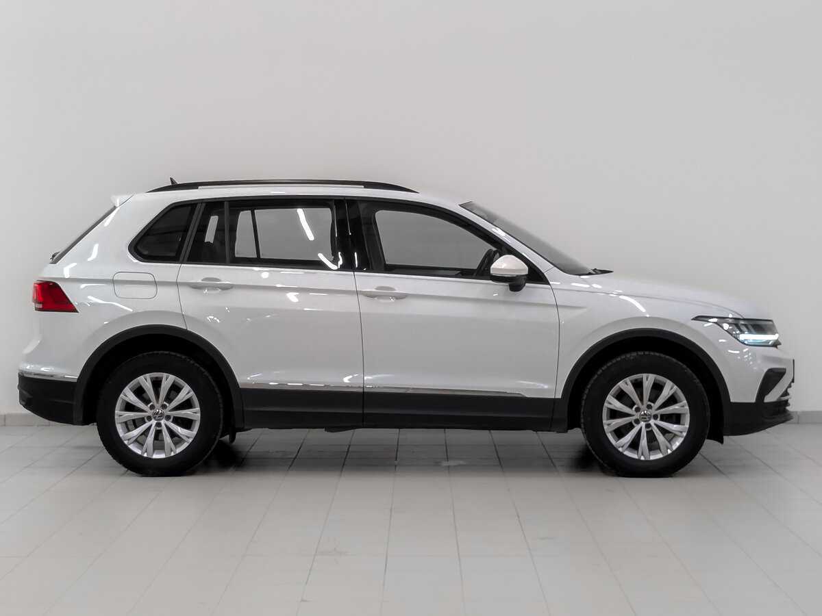 Volkswagen Tiguan 2021 года с пробегом. Фото: #3