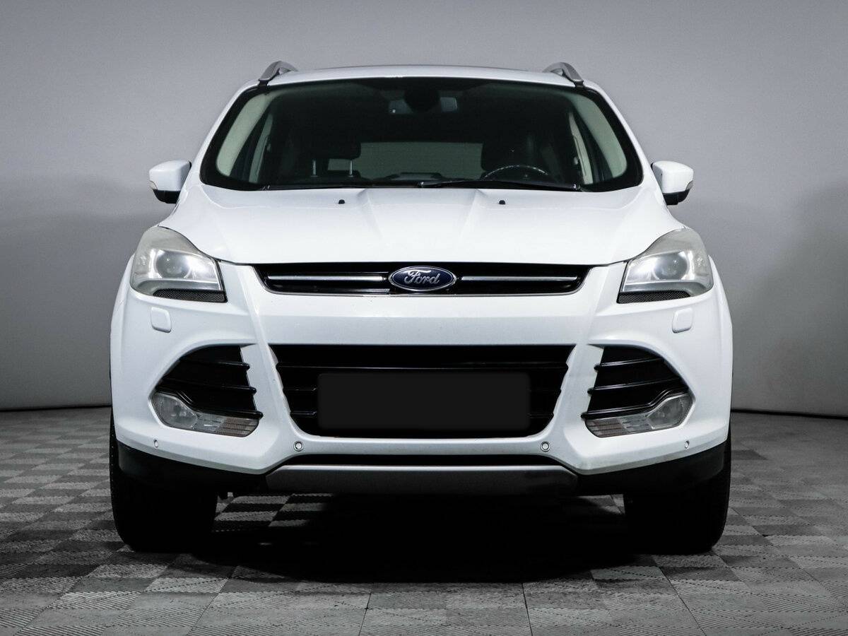 Ford Kuga 2013 года с пробегом. Фото: #1