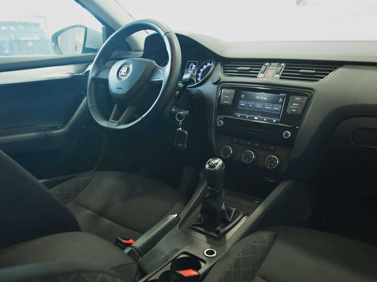 Skoda Octavia 2019 года с пробегом. Фото: #7