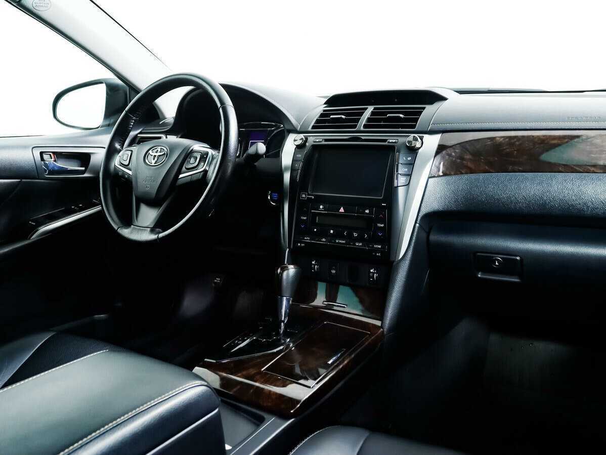 Toyota Camry 2015 года с пробегом. Фото: #8