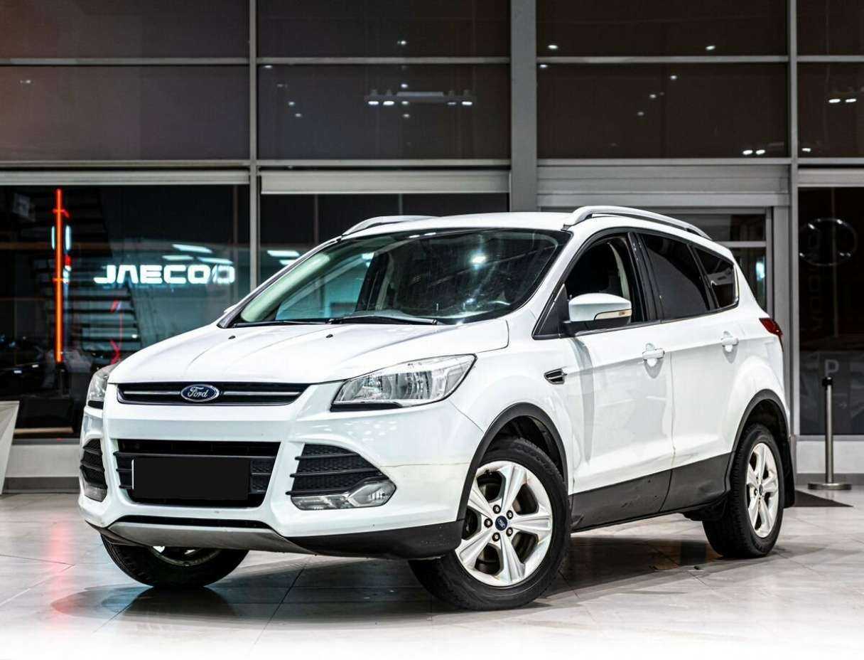 Ford Kuga 2014 года с пробегом. Фото: #0