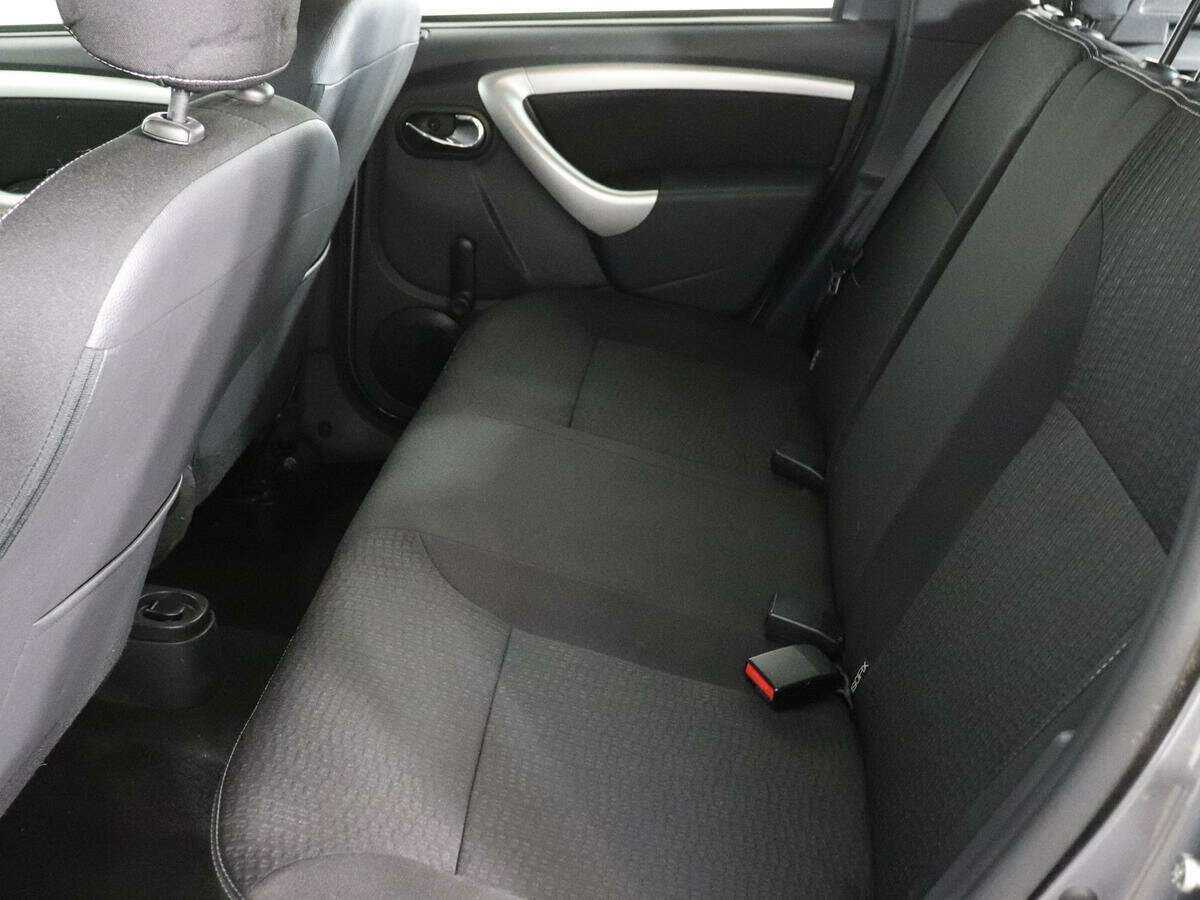 Nissan Terrano 2017 года с пробегом. Фото: #8