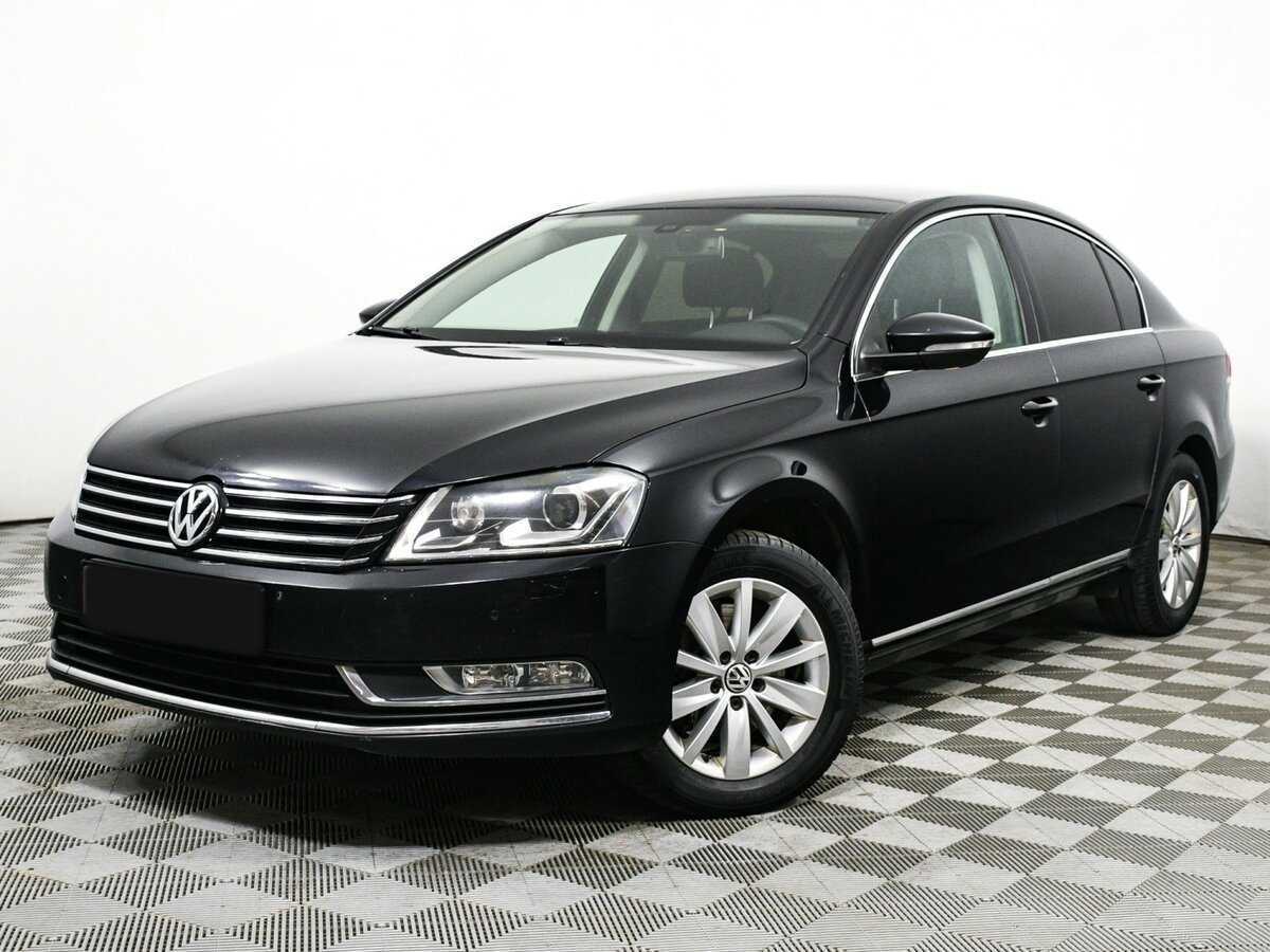 Volkswagen Passat 2013 года с пробегом. Посмотреть фото