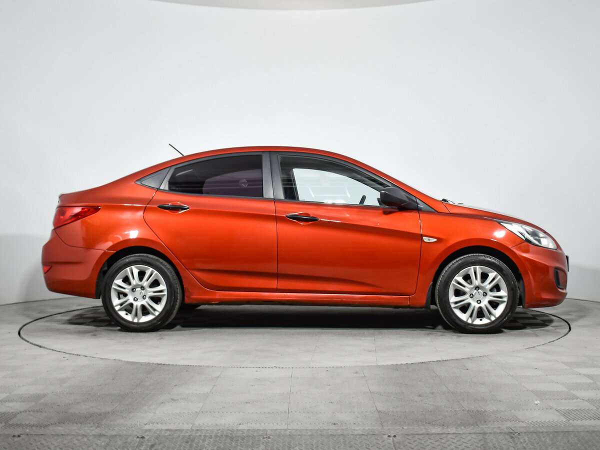 Hyundai Solaris 2012 года с пробегом. Фото: #3
