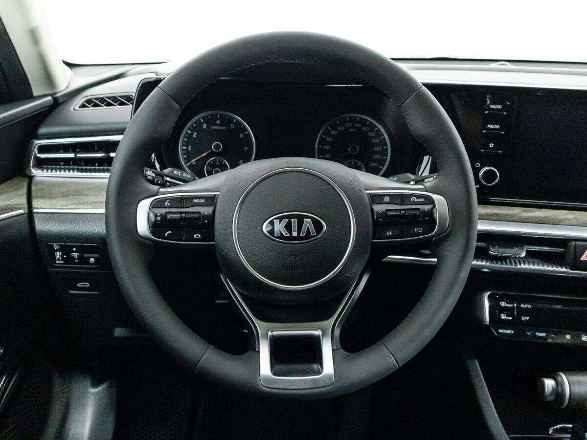 Kia K5 2021 года с пробегом. Фото: #19