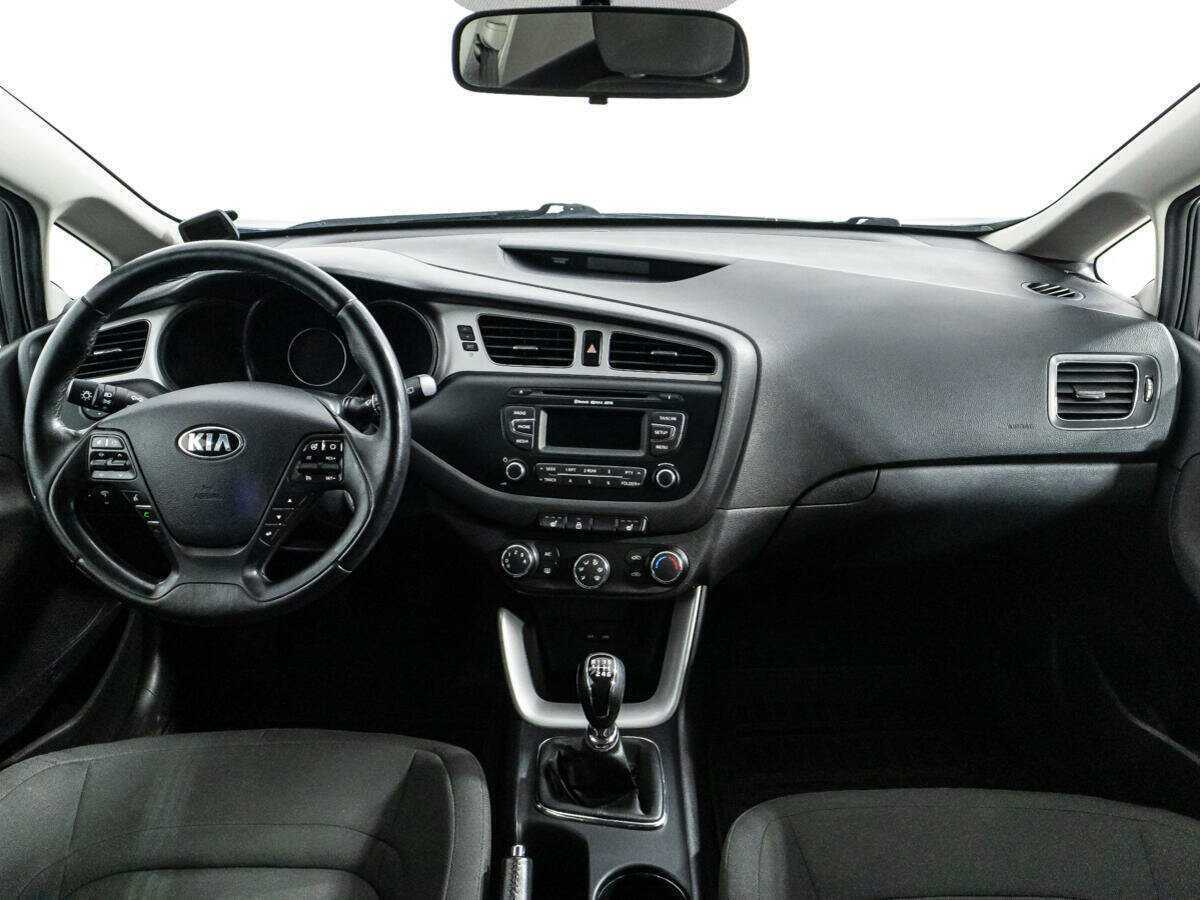 Kia Ceed 2013 года с пробегом. Фото: #12