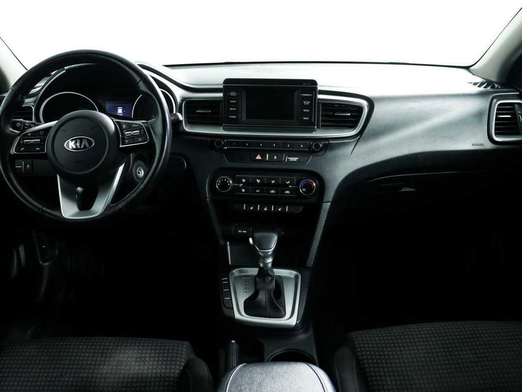 Kia Ceed 2019 года с пробегом. Фото: #10