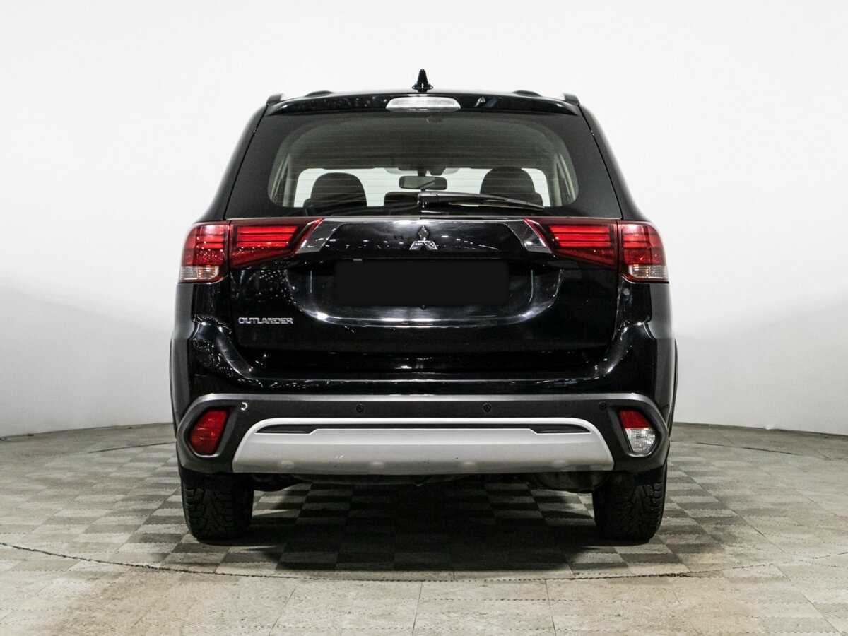 Mitsubishi Outlander 2021 года с пробегом. Фото: #4