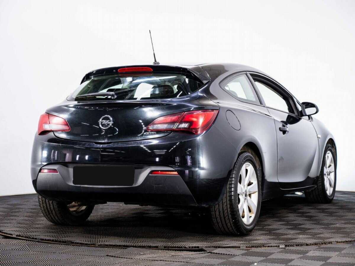 Opel Astra 2013 года с пробегом. Фото: #5