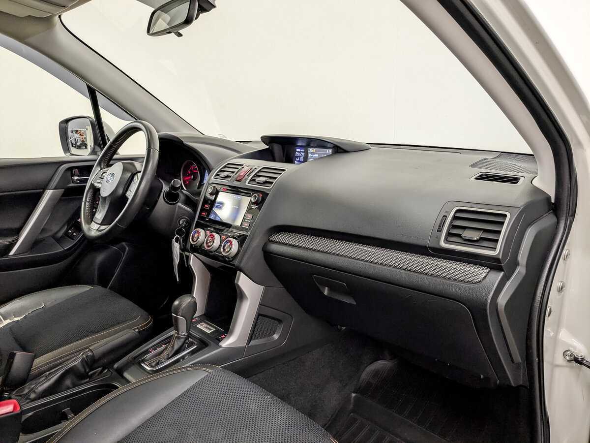 Subaru Forester 2015 года с пробегом. Фото: #10