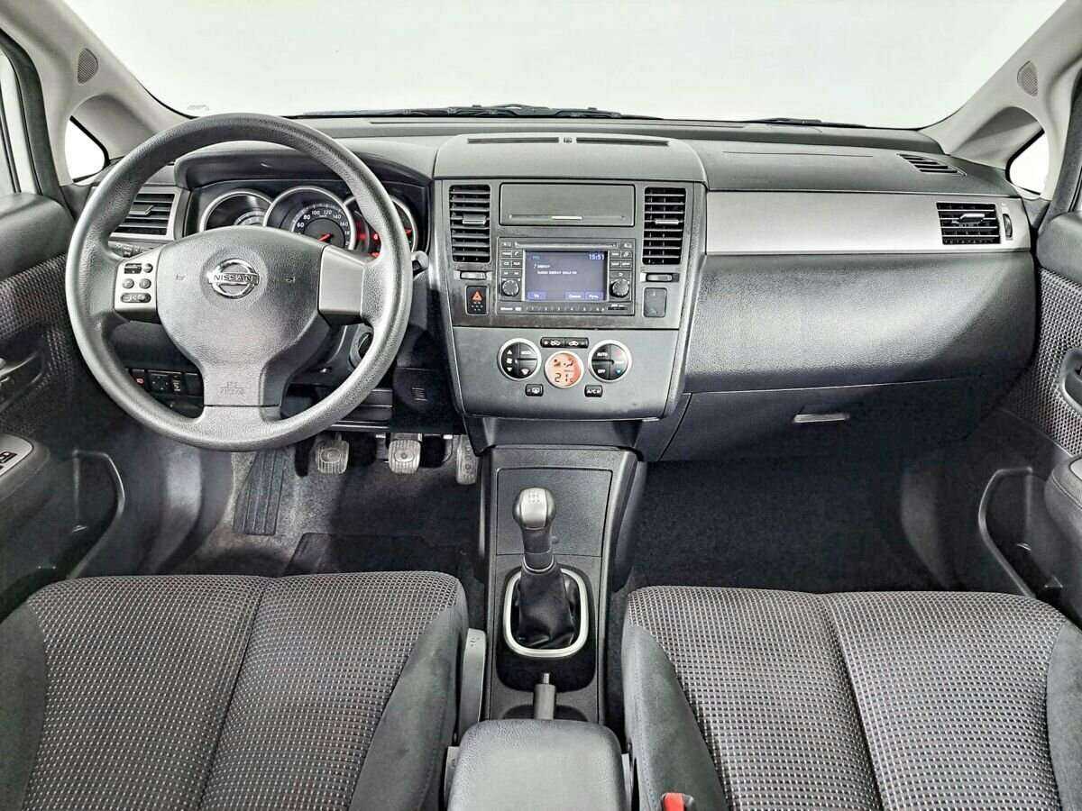 Nissan Tiida 2012 года с пробегом. Фото: #11