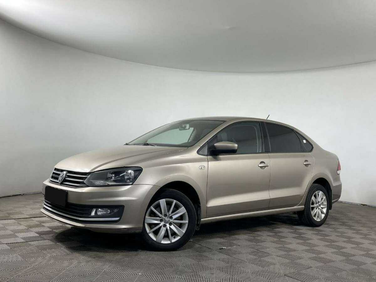 Volkswagen Polo 2015 года с пробегом. Посмотреть фото