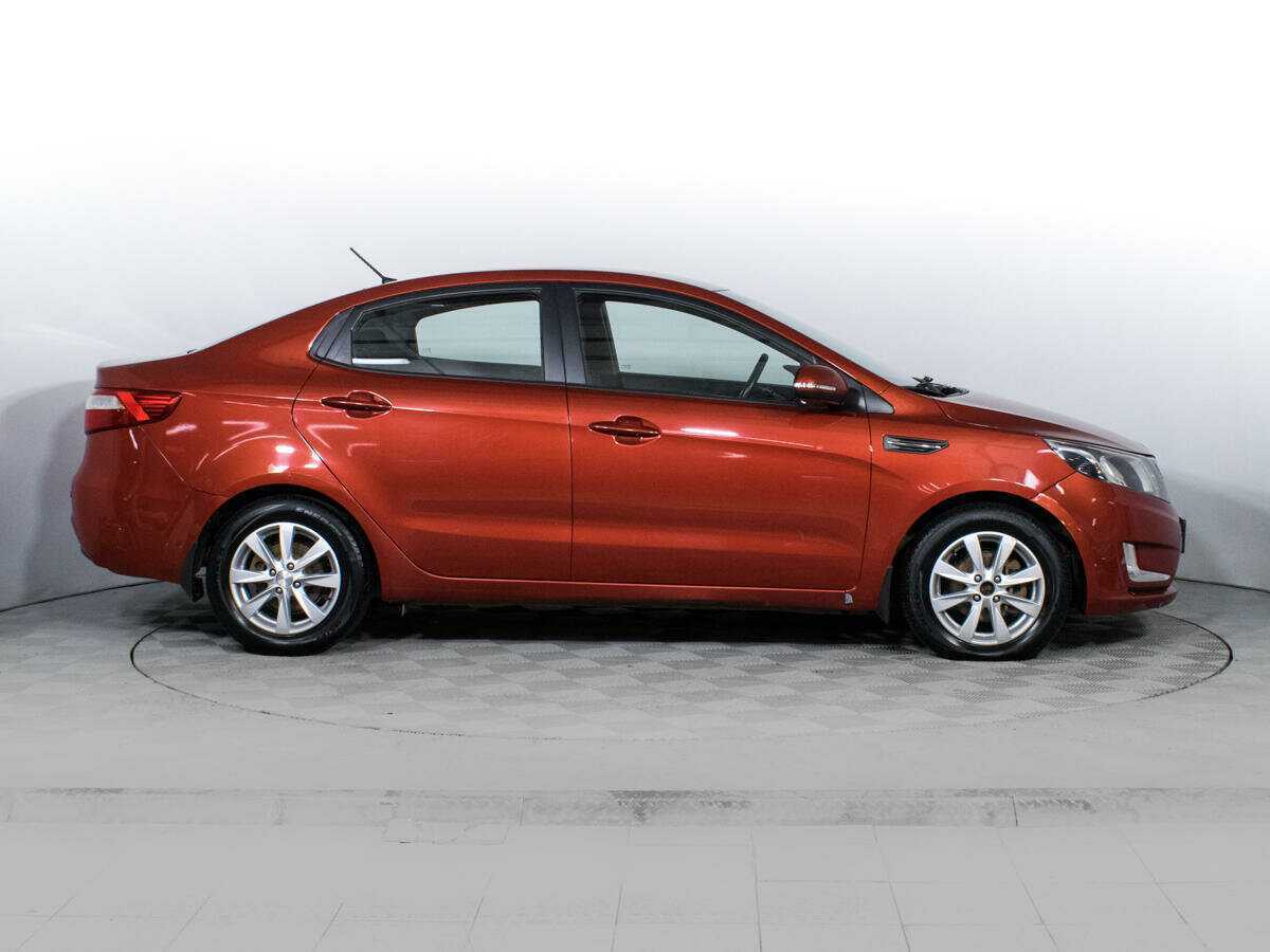 Kia Rio 2013 года с пробегом. Фото: #3