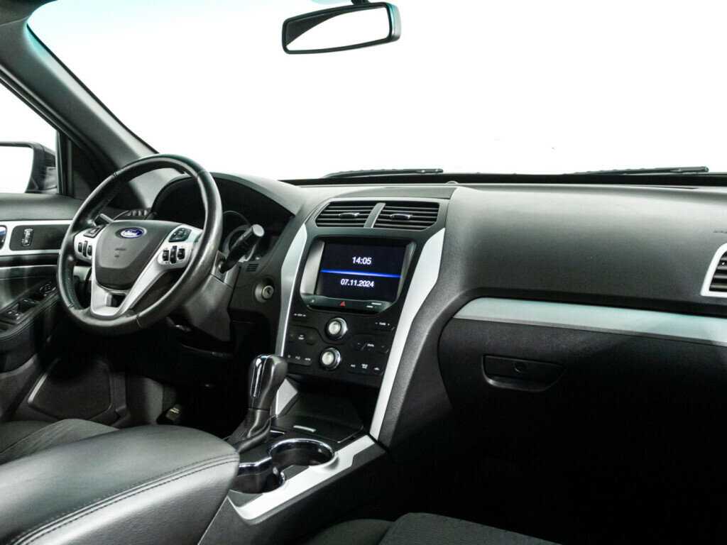 Ford Explorer 2015 года с пробегом. Фото: #8