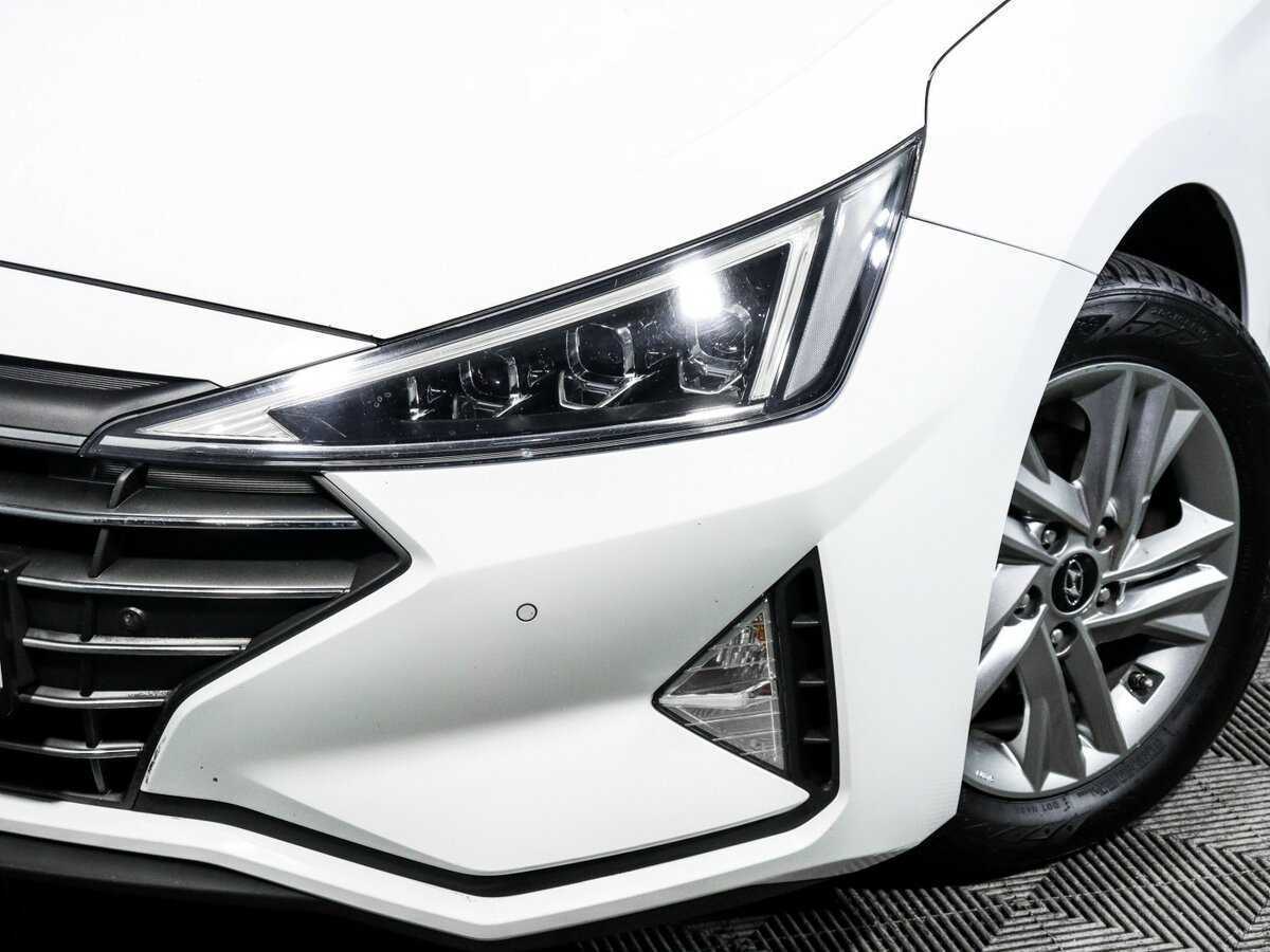 Hyundai Elantra 2020 года с пробегом. Фото: #16