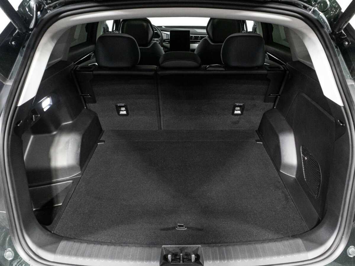Geely Atlas 2024 года с пробегом. Фото: #12