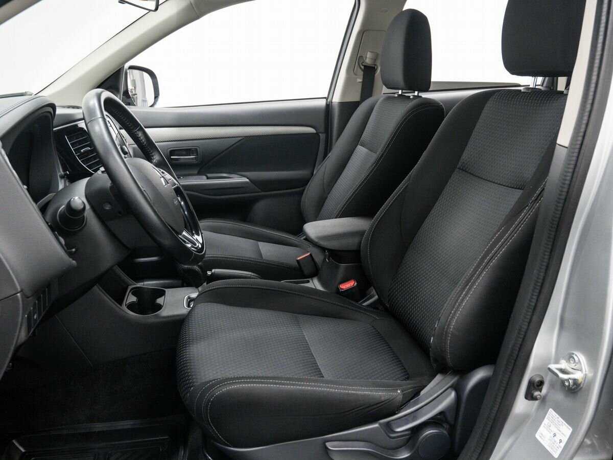 Mitsubishi Outlander 2016 года с пробегом. Фото: #15