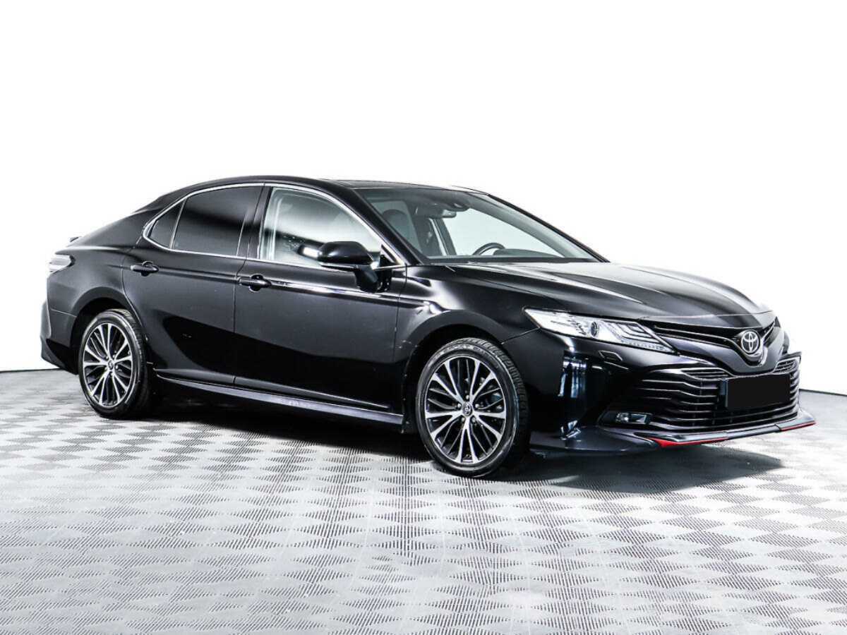 Toyota Camry 2020 года с пробегом. Фото: #2