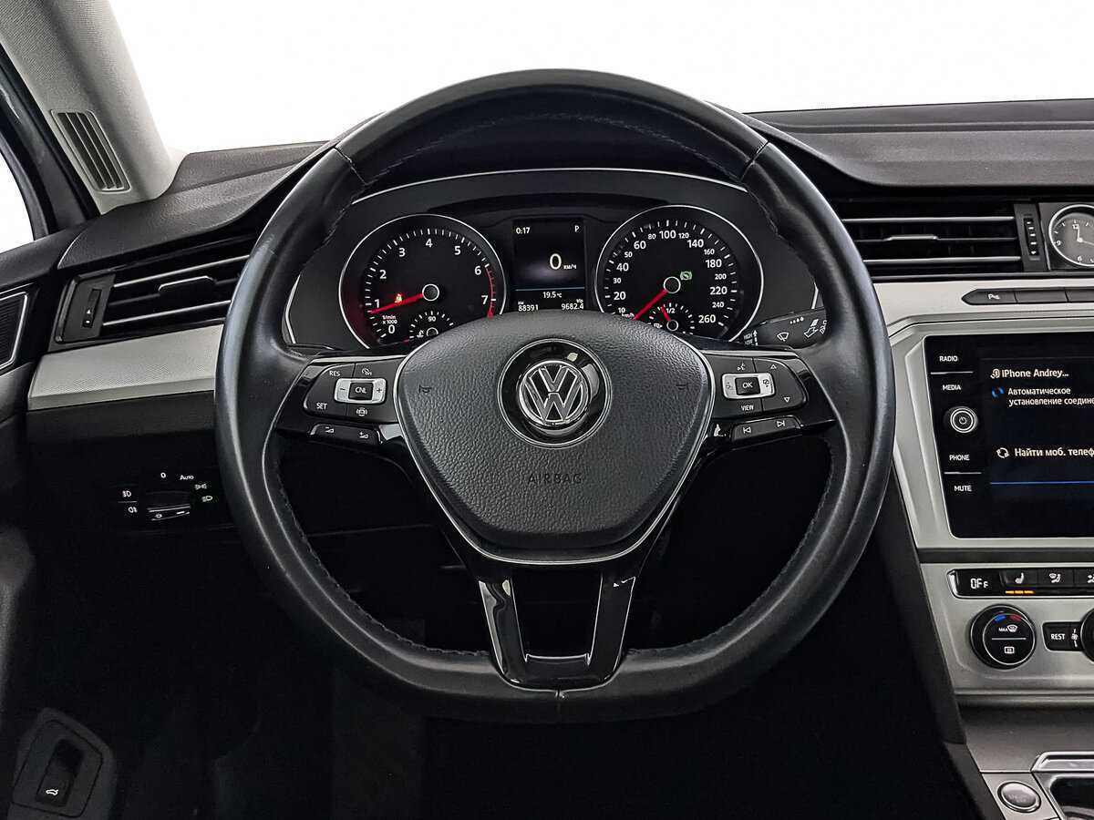Volkswagen Passat 2019 года с пробегом. Фото: #21