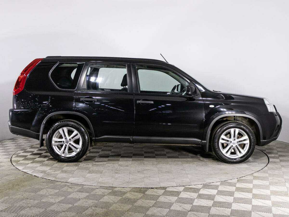Nissan X-Trail 2013 года с пробегом. Фото: #3