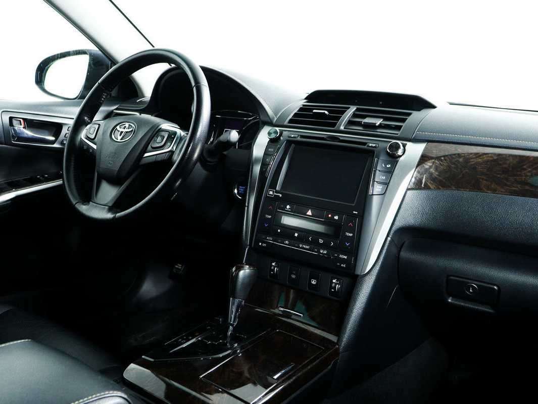 Toyota Camry 2015 года с пробегом. Фото: #8