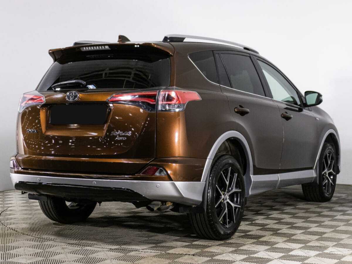 Toyota RAV4 2016 года с пробегом. Фото: #4