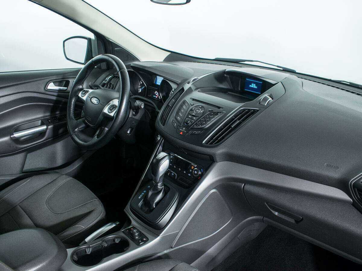 Ford Kuga 2016 года с пробегом. Фото: #8