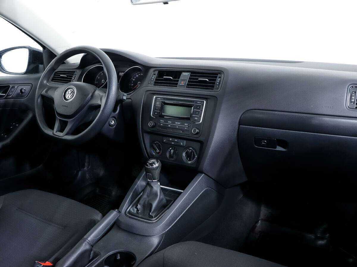 Volkswagen Jetta 2015 года с пробегом. Фото: #8