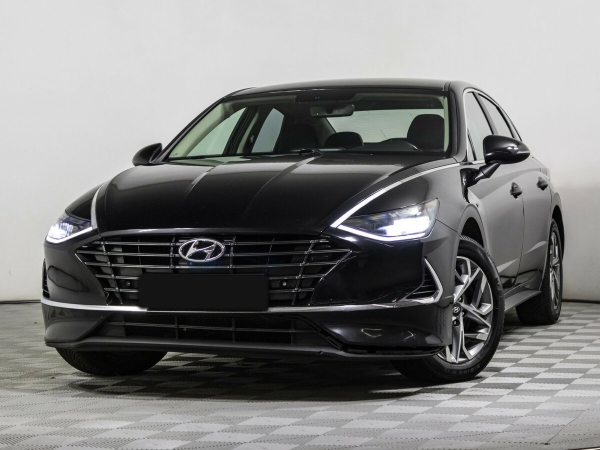 Hyundai Sonata 2020 года с пробегом. Посмотреть фото