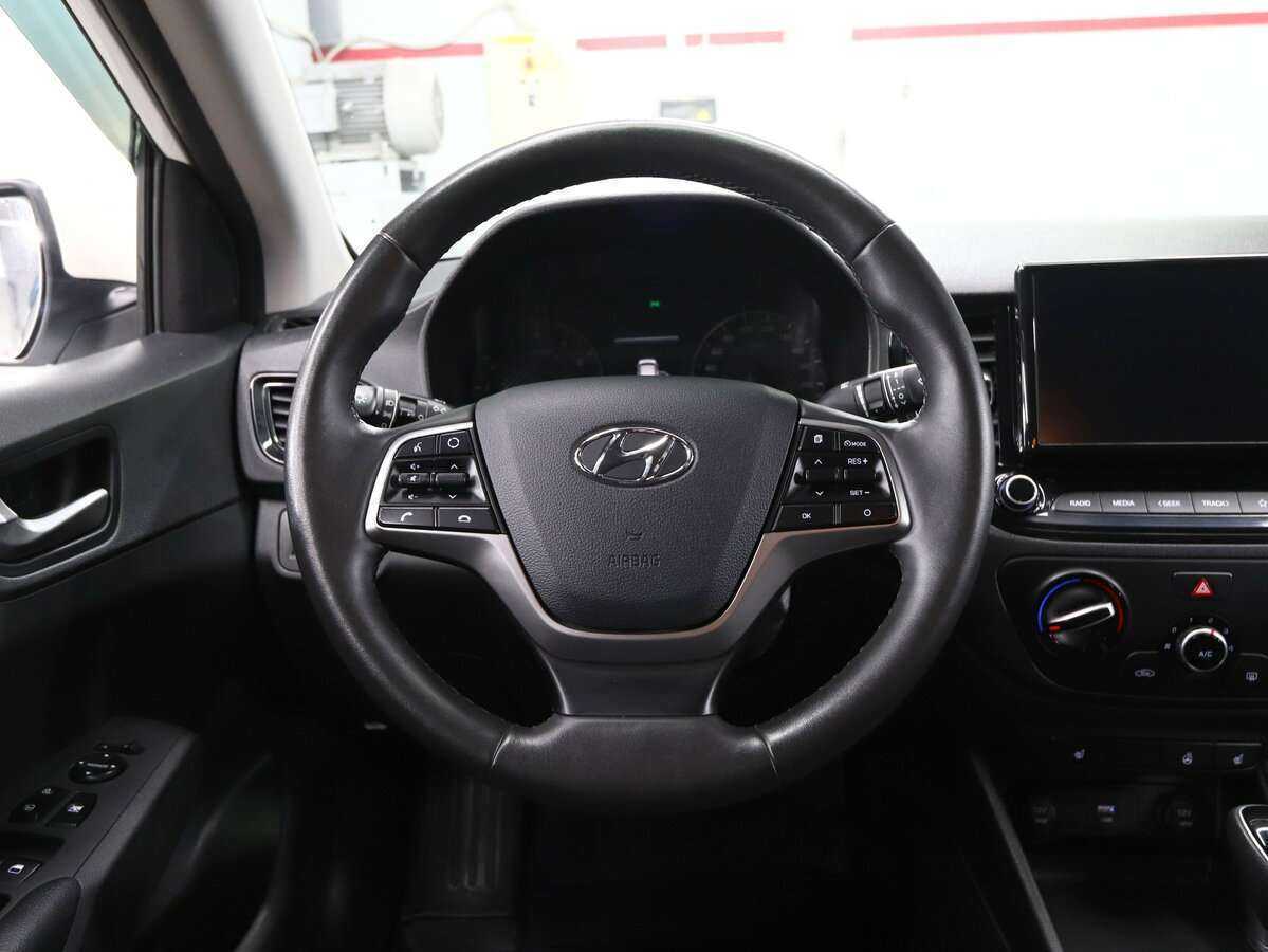 Hyundai Solaris 2021 года с пробегом. Фото: #15