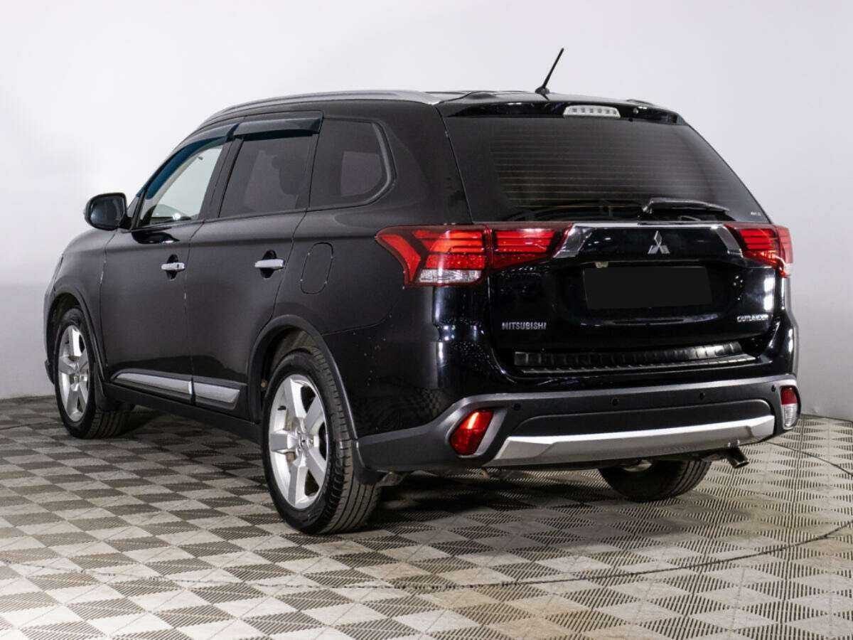 Mitsubishi Outlander 2016 года с пробегом. Фото: #6